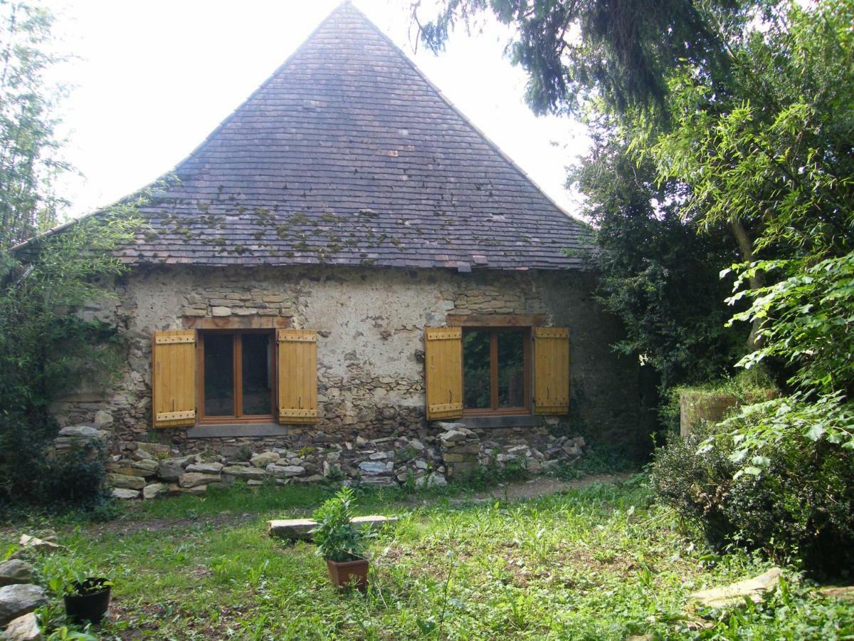 Pear Tree Gite Génis Buitenkant foto